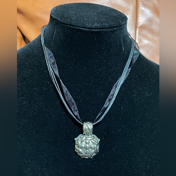 Set of 2 Silver Toned Embossed Metal Pendants On Ribbon Necklace. - Picture 4 of 5